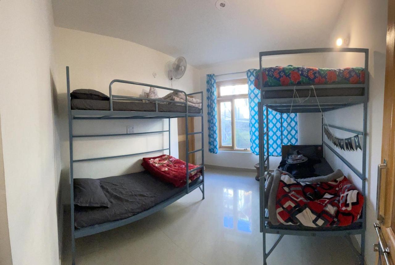 Bir Nest Hostel エクステリア 写真
