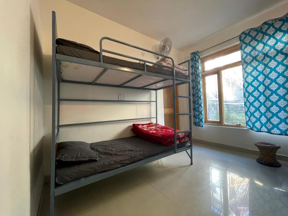 Bir Nest Hostel エクステリア 写真